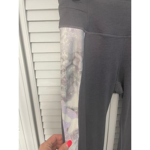 CALIA by Carrie Underwood gray watercolor print zip leg jogger leggings medium - Picture 3 of 5